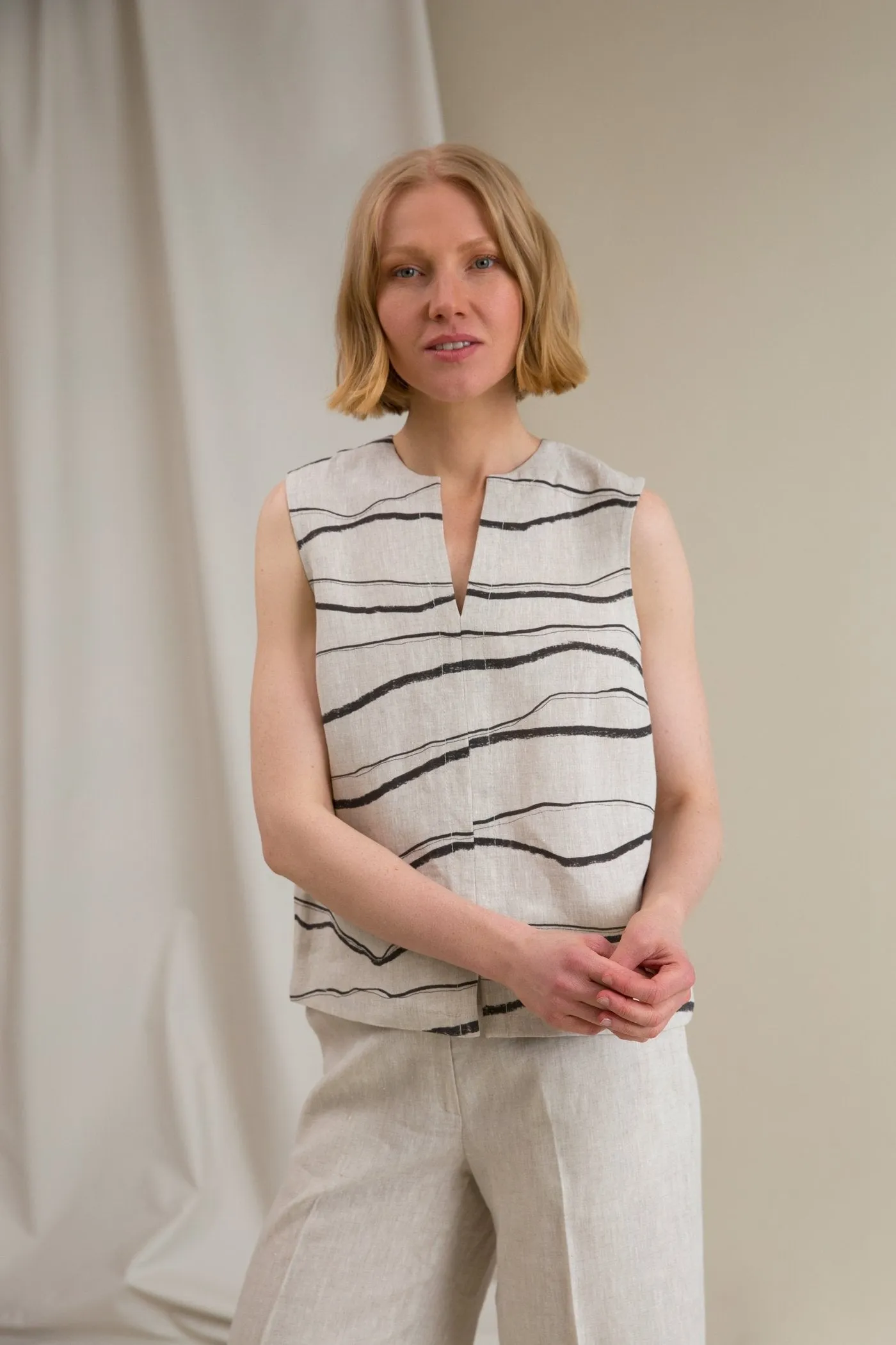 Grace Striped Linen Top Sand / Black