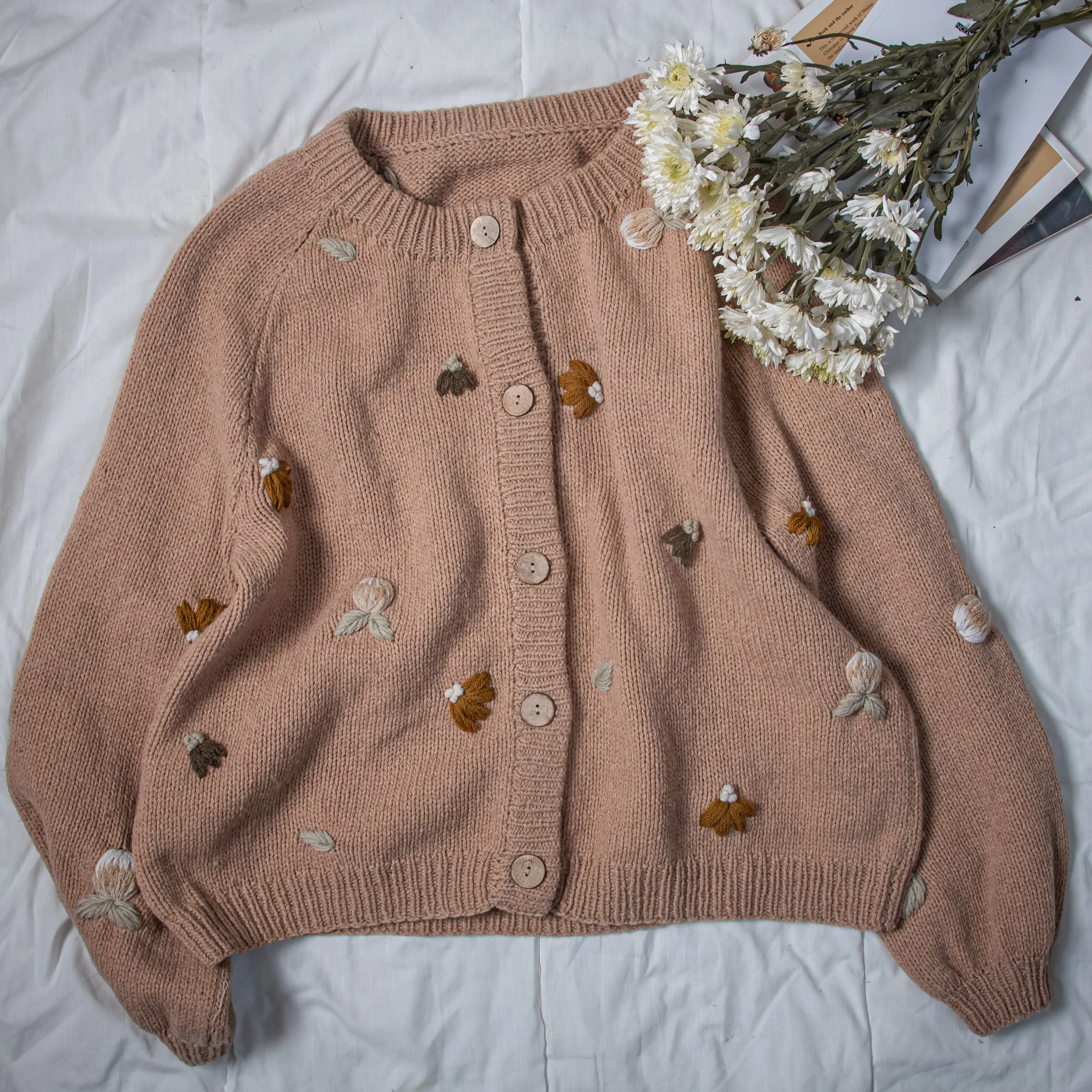 Little Buds cardigan (Women) - Mellow Malt