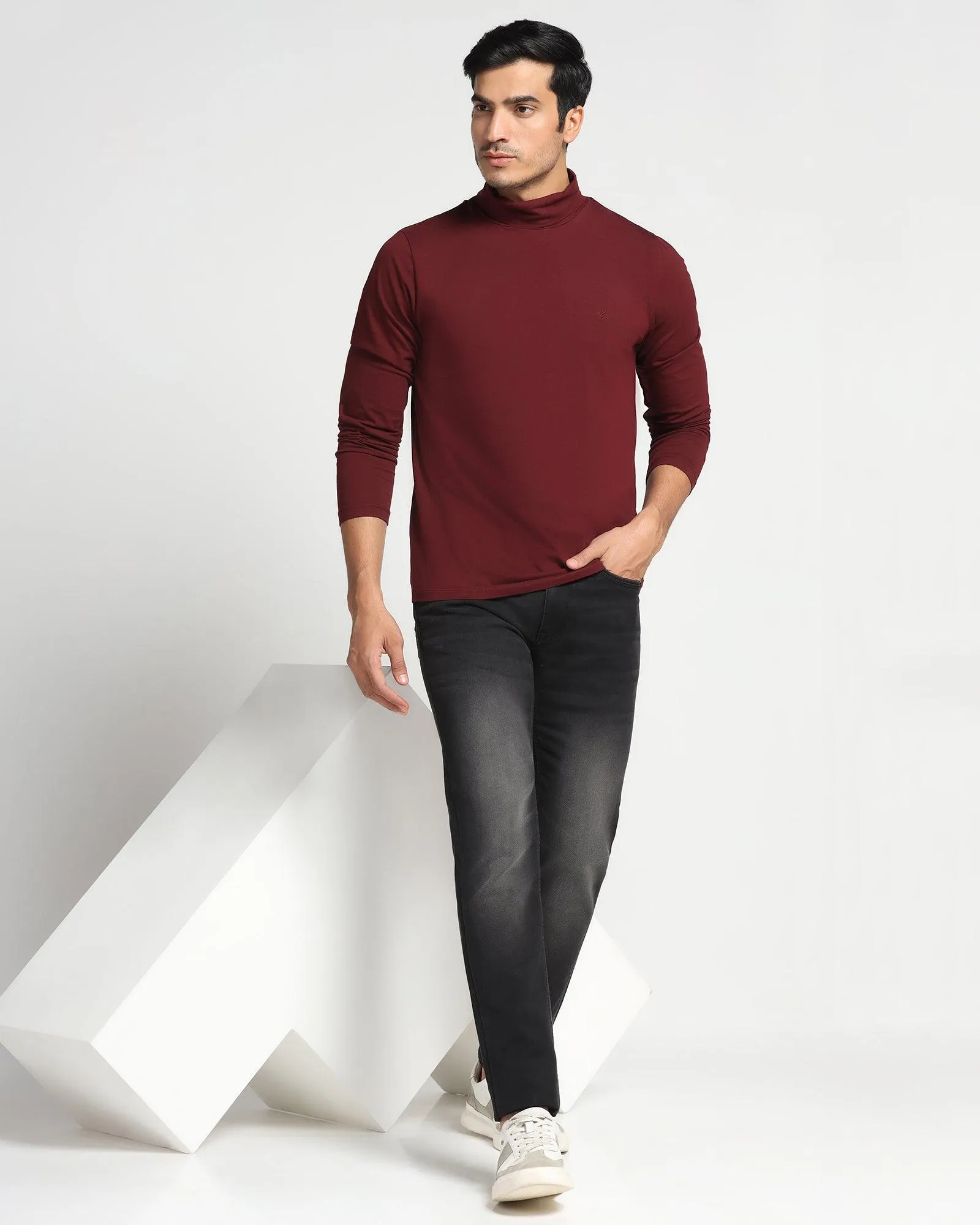 Slim Comfort Buff Fit Black Jeans - Betsy