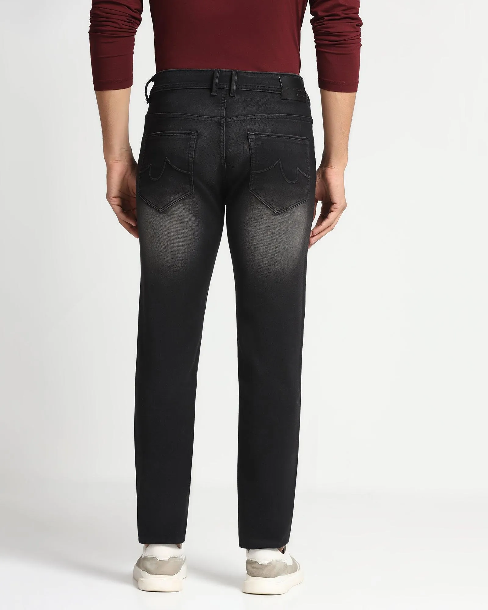 Slim Comfort Buff Fit Black Jeans - Betsy
