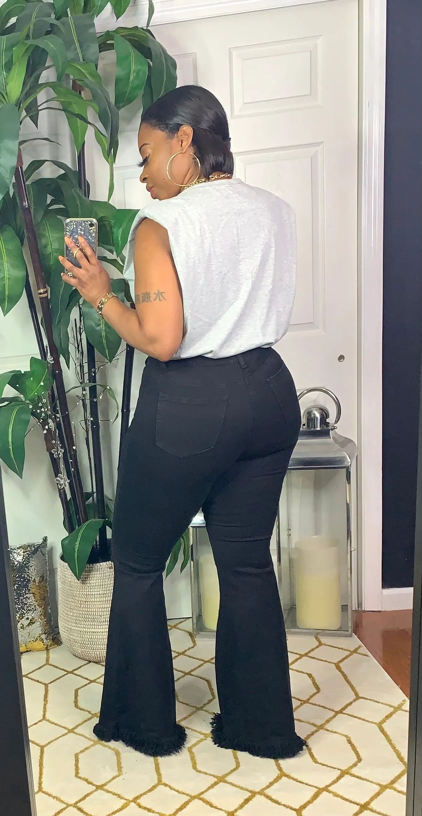 TAMAR Flare Jeans (Black)